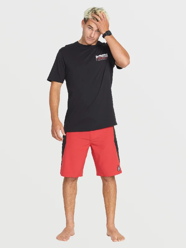 simple short sleeve t-shirt for everyday wear -Surf Vitals Jack Robinson Short Sleeve Shirt - Black