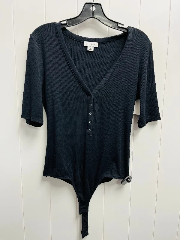 summer-ready short sleeve t-shirt -Bodysuit By Gianni Bini In Black, Size: 0