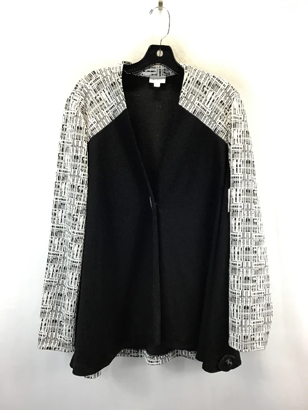 short sleeve hoodie t-shirt -Cardigan By Avenue In Black & White, Size: 2x