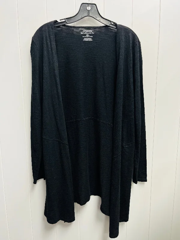 casual short sleeve t-shirt with pocket -Cardigan By Chicos In Black, Size: S