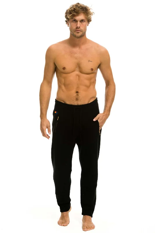 short sleeve workout shirts -MEN'S VINTAGE CABIN CASHMERE SWEATER PANT	- BLACK