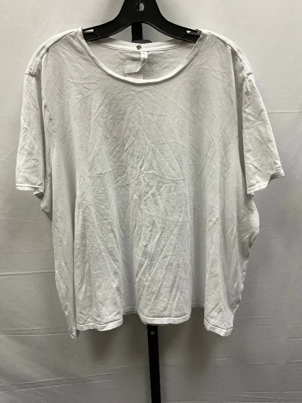 stylish short sleeve shirt for travel -White Top Short Sleeve Basic Fabletics, Size 3x