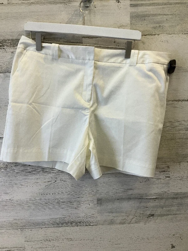 multi-pocket pants for men -White Shorts Worthington, Size 14