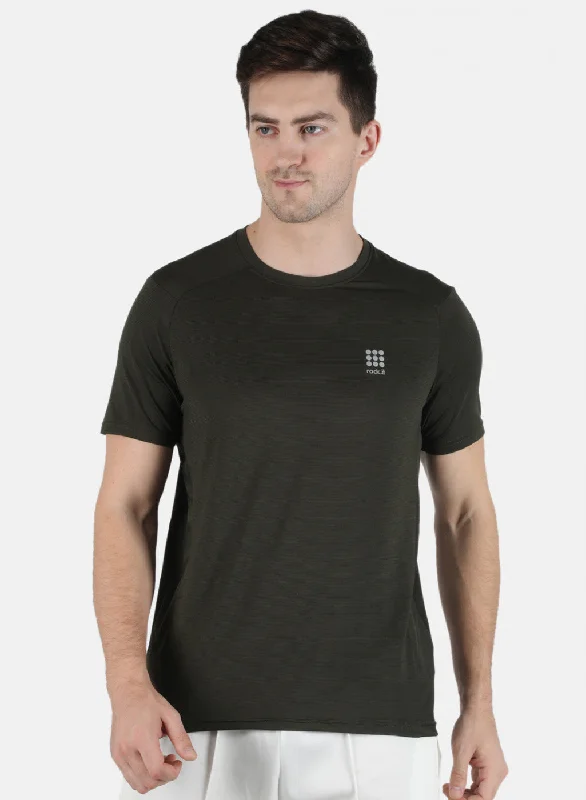 basic short sleeve t-shirt -Men Olive Self Design Round Neck T-Shirt